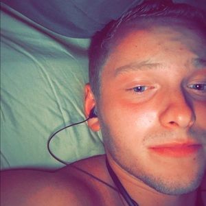 Meet your Posher, Logan